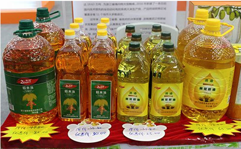全自動(dòng)油類灌裝機(jī)